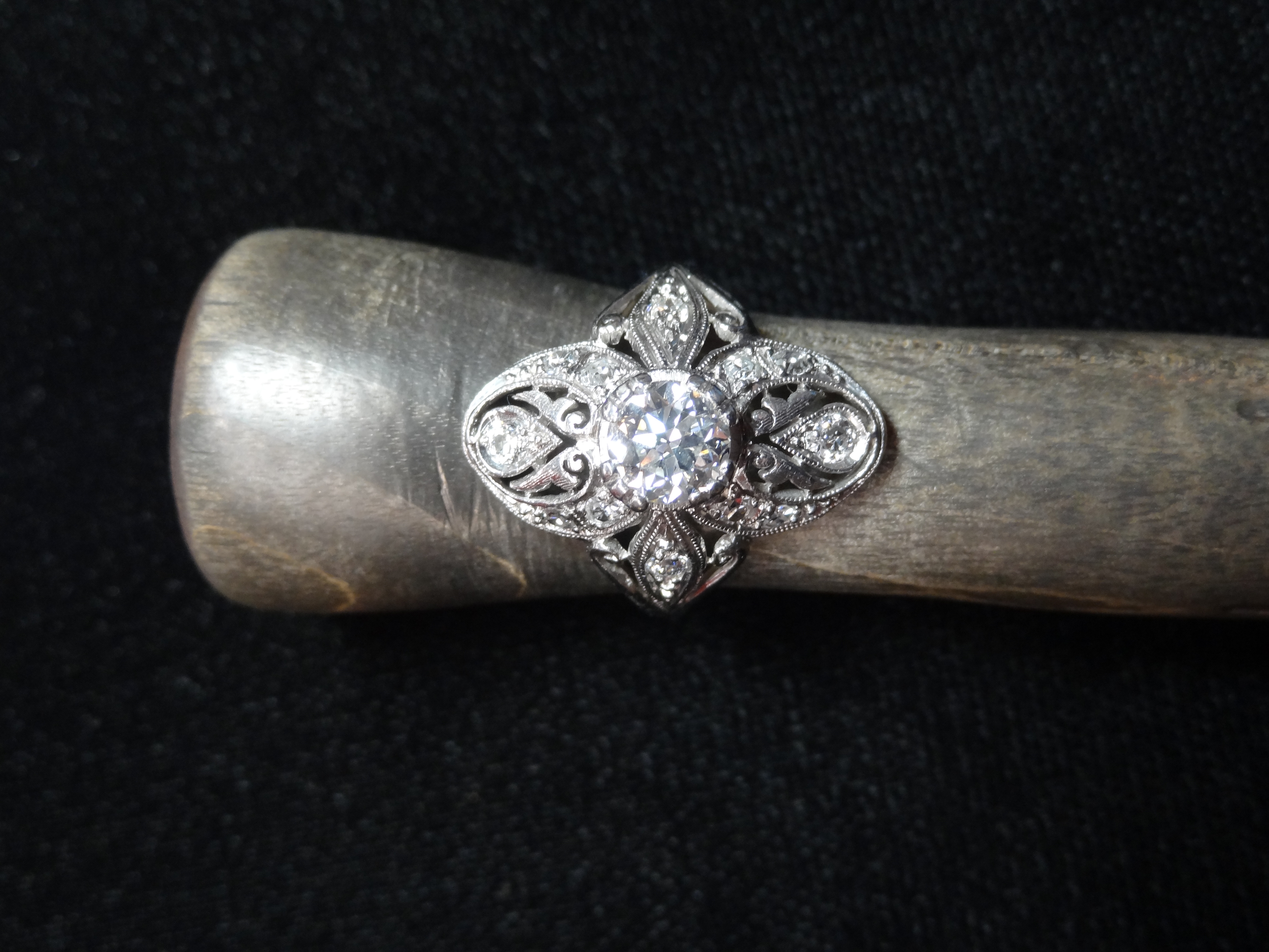 Incredible Platinum and Diamond ring 
